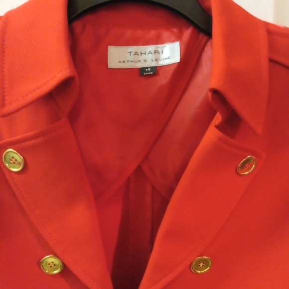 Jacket - Picture 2 of 9